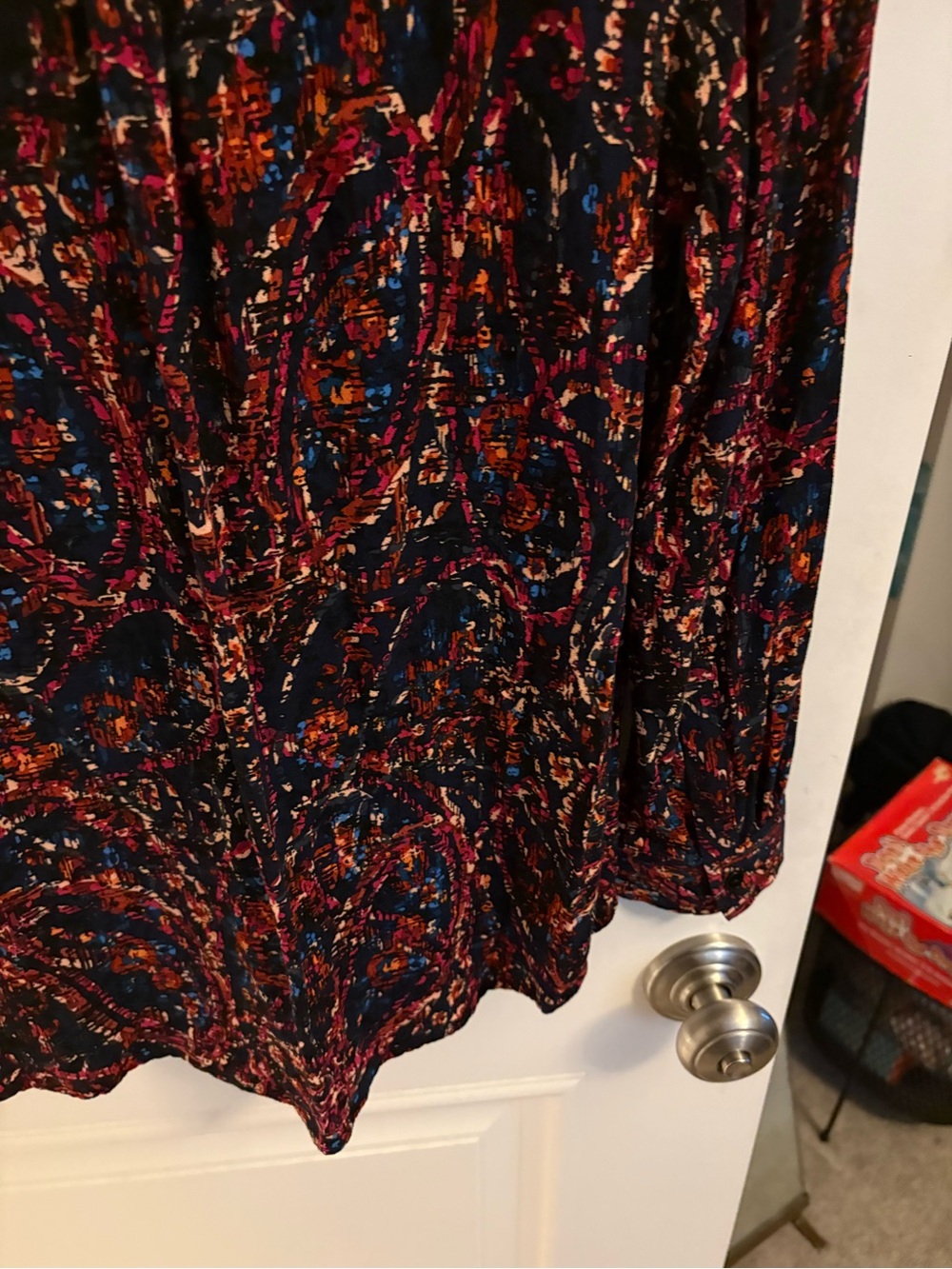 Liverpool Los Angeles Paisley Button Down Blouse - Picture 14 of 16